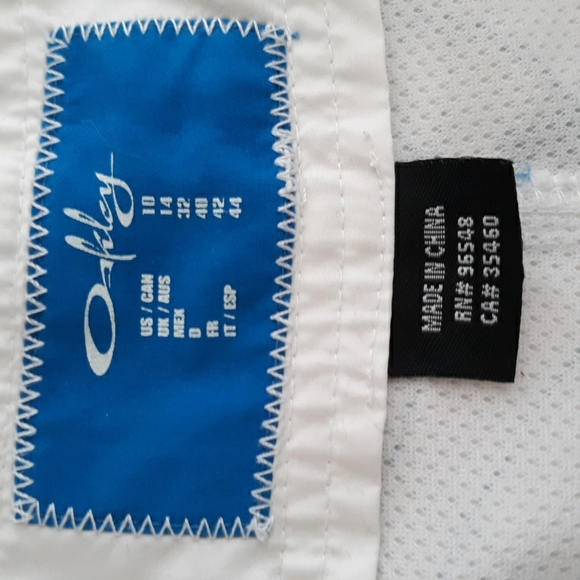 Oakley Shorts  size 10 - Picture 3 of 13